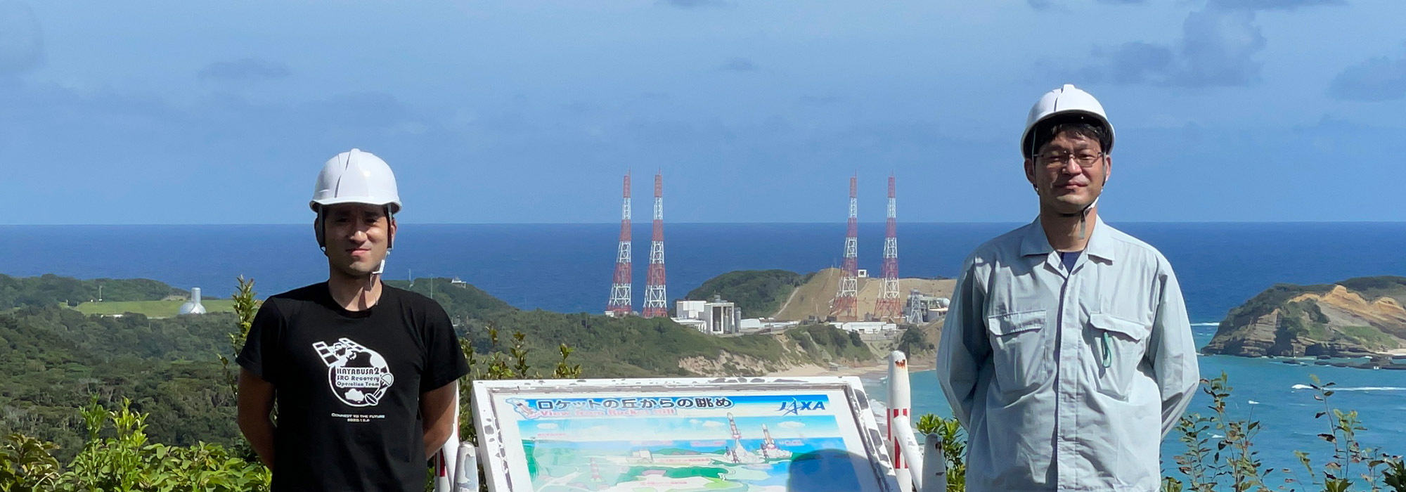 伊藤研修員（左）と前田企画官（右）